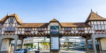 Trânsito de Blumenau tem alterações durante Feriadão