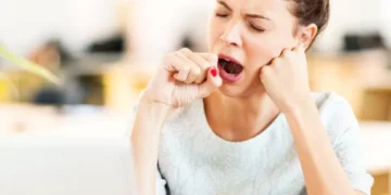 ¿Qué significa cuando una persona bosteza al hablar con usted?