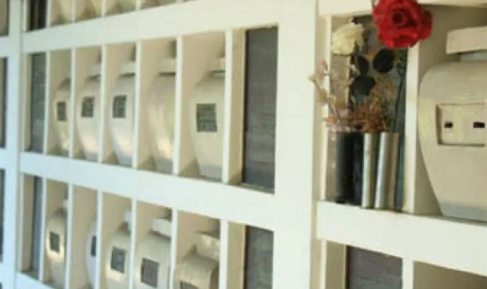 La alternativa a cremación de cuerpos que se implementaría en Colombia, según nueva ley