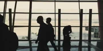 Brasil será o 6º país com maior êxodo de milionários em 2025, projeta consultoria