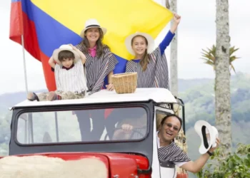 Los apellidos colombianos que más les gustan a los extranjeros, según la IA