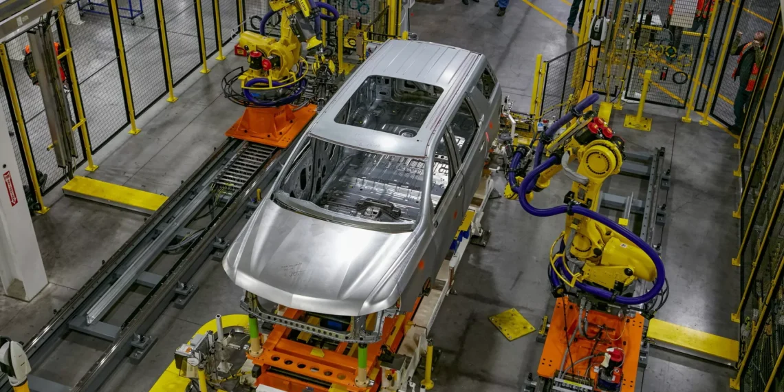 GM vai investir R$ 22 bilhões em fábricas nos EUA