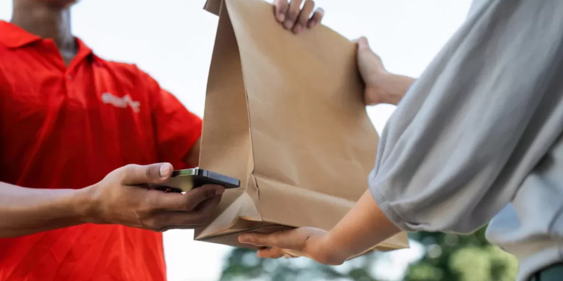 Procon SC alerta que cobrança de valor mínimo em delivery é ilegal
