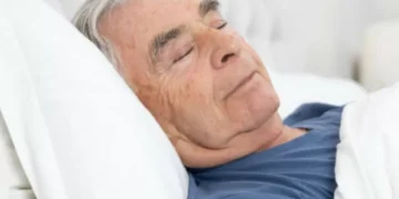 Es un 2×1: el alimento perfecto para el sueño y la tensión arterial en mayores de 60