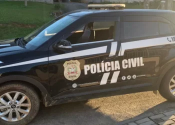 Homem é preso em Timbó por retirar filha da escola sem autorização e tentar forçar contato com a ex-companheira
