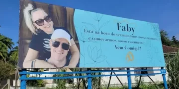 Pedido de casamento em outdoor chama atenção no Centro de Pomerode 
