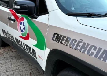 Homem é encontrado morto dentro de carro em posto de combustíveis em Pomerode