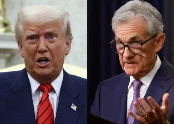 Trump pressiona Powell por corte de 1 ponto nos juros: “Combustível de foguete!”