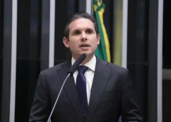 Motta: Governo quer incluir JCP em pacote de alternativas para compensar IOF