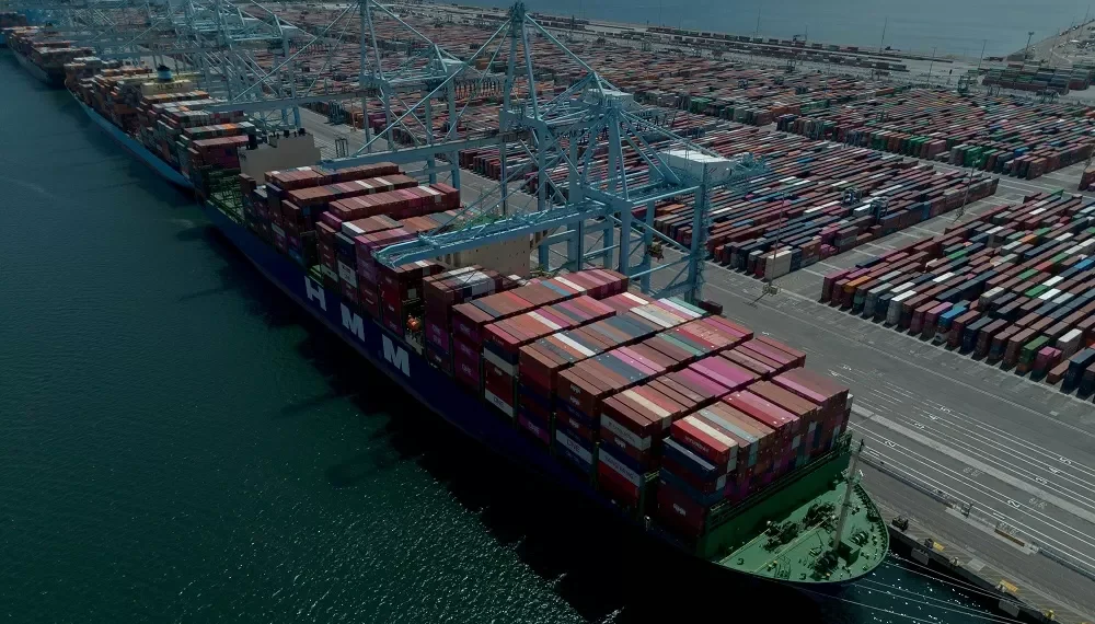 Pós-tarifaço: Déficit comercial dos EUA tomba 55,5% em abril, a US$ 61,62 bilhões