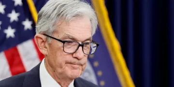 Powell faz alerta contra fim do poder do Fed de pagar juros sobre reservas