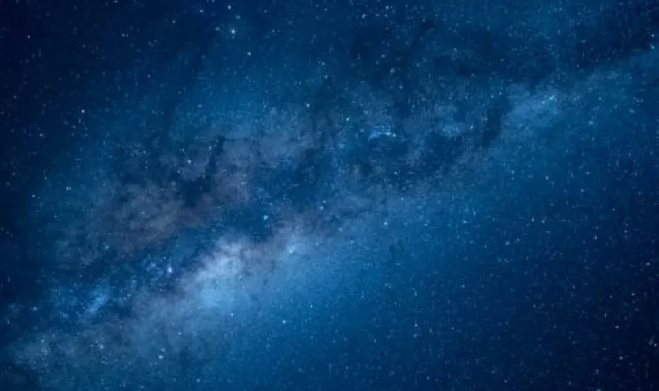 La increíble imagen de una estrella que ha muerto dos veces y aún brilla