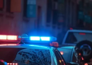 Las 5 cosas que jamás debe hacer si lo para la policía en la calle de Colombia