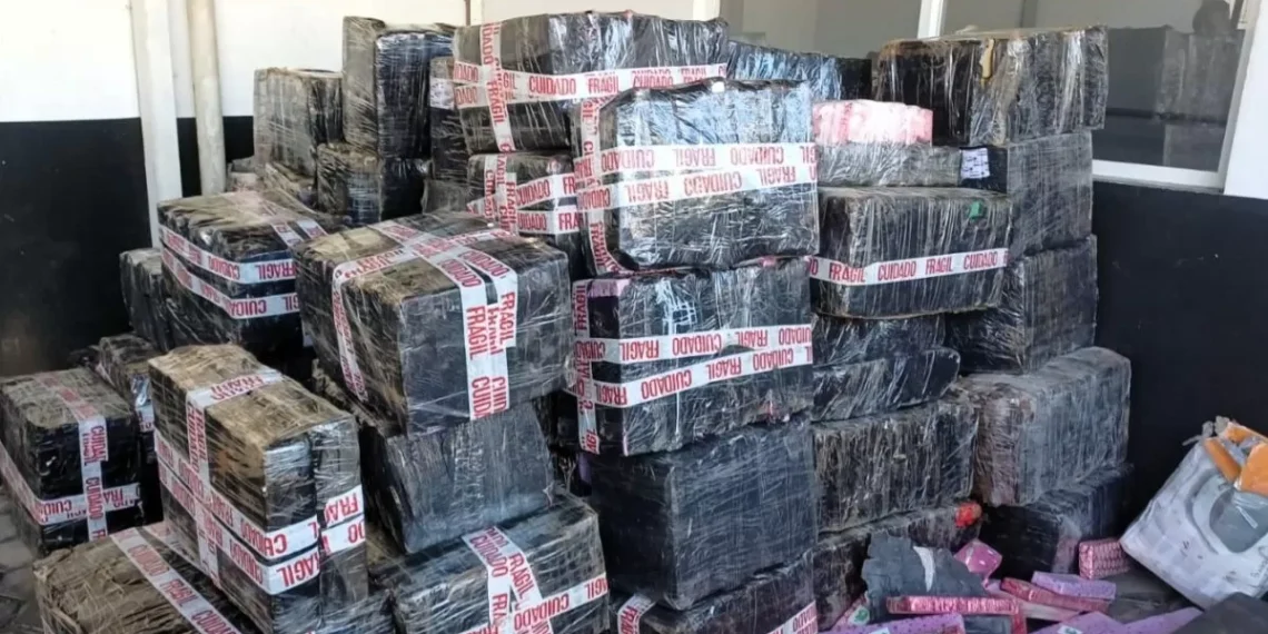 Operação na SC-108, em Guaramirim, intercepta comboio com quase 4 toneladas de maconha