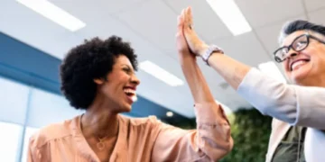 Optimistas vs. pesimistas: científicos hallan diferencias en el cerebro