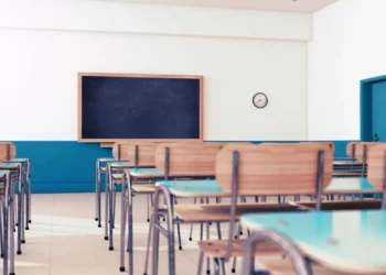 Crimes em escolas terão punições mais severas com nova lei federal sancionada 