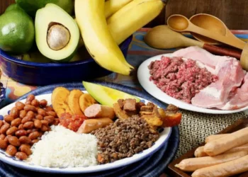 Cuáles son los 3 platos típicos más consumidos en Colombia, según la IA