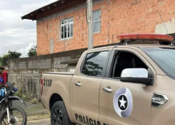 Homem é baleado no rosto em plena luz do dia em Blumenau