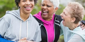 Si es mayor de 55 y odia el deporte, este es el ejercicio ideal para cuidar su salud