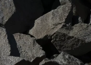 EUA devem impor tarifa de 93,5% sobre material para baterias da China