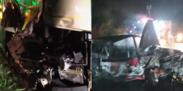 Carro pega fogo após colisão com carreta na BR-470 em Indaial