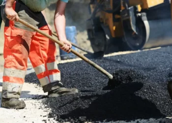 DNIT realiza operações de Pare e Siga na BR-470 no Alto Vale do Itajaí