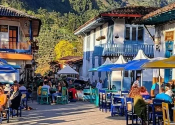 Los 4 pueblos de Colombia que sí son recomendables para viajar, según la IA