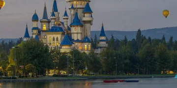 Tierra de sueños: Disneyland cumple 70 años de revolucionar la industria de los parques