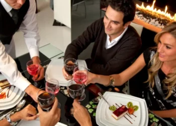 Los 9 restaurantes que ‘vale la pena conocer’ en Bogotá, según la IA