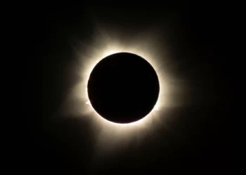 A Terra vai ficar escura por 6 minutos em agosto?