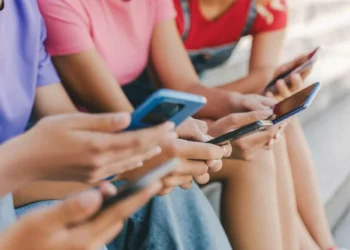 Assistir vídeos em velocidade acelerada afeta sua memória