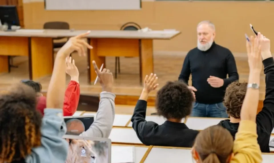 Hay una colombiana: las 4 ciudades de Latinoamérica donde todos quisieran estudiar