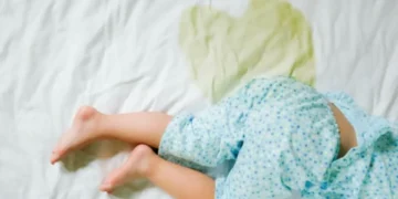 Los 4 remedios caseros para eliminar el olor a pis del colchón