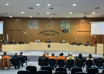 Participação, projetos e propostas: Câmara de Timbó discute temas importantes na 26ª sessão ordinária