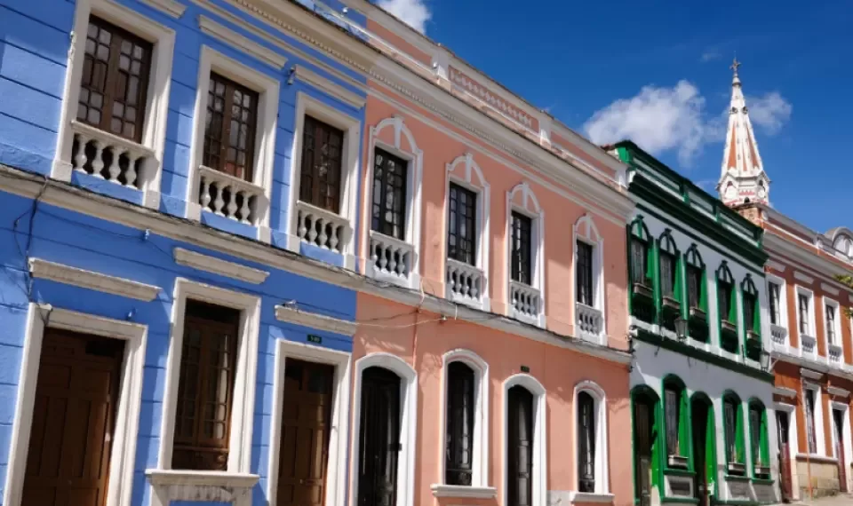 Los 7 lugares de Bogotá que sí vale la pena visitar y son preciosos, según la IA