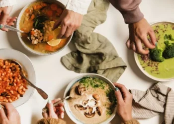 Estos 2 alimentos no le permitirían bajar de peso, según un nutricionista experto