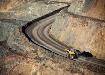 Mineração cresce no 1º semestre, mas tarifas dos EUA representam risco estratégico
