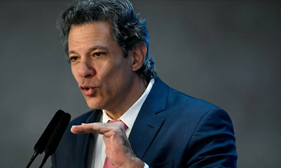Haddad e Zucman vão divulgar estudo sobre desigualdade e carga tributária no Brasil