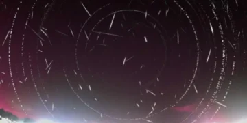 Chuva de meteoros ilumina céu de SC com cerca de 800 registros em uma só noite
