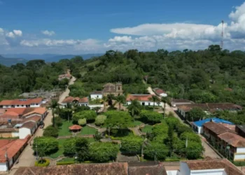 El pueblo de Santander donde aún se usan mulas como transporte principal