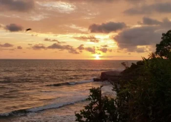 Playas vírgenes y cascadas: este sitio oculto de Colombia es una una verdadera joya