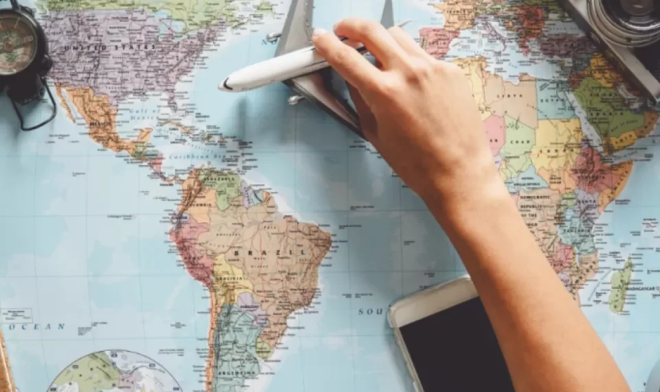 Los 11 destinos turísticos top para conocer en 2025, según una revista experta