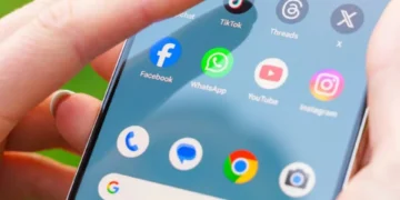 Adolescentes de hoy: una generación que no logra imaginar cómo es vivir con privacidad