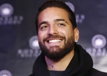 Maluma felicita a El Salvador en su concierto: ‘Colombia tiene mucho que aprender’