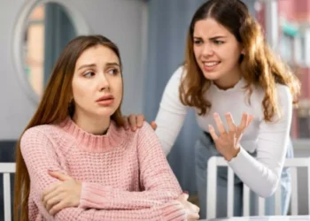 Amistades que agotan: cinco maneras de hacerle frente a los ‘vampiros emocionales’