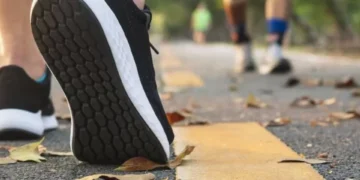 El método japonés que lo pone en forma y solo requiere caminar: ¿cómo funciona?