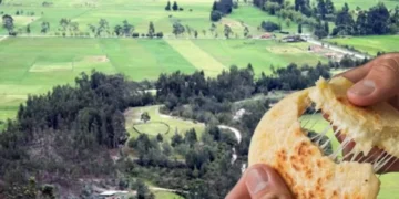 Está en Boyacá y casi nadie lo visita: el pueblo con las mejores arepas de maíz pelado