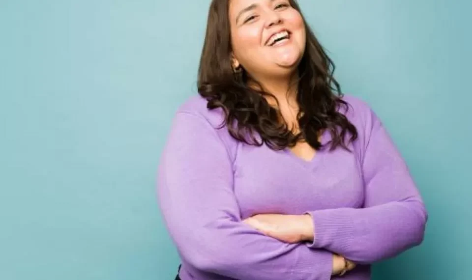 Esta es la edad en que la felicidad ‘se hunde y luego se recupera’, según los expertos