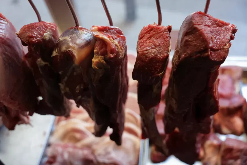 Produção de carnes do Brasil aumenta no 2º tri, aponta IBGE