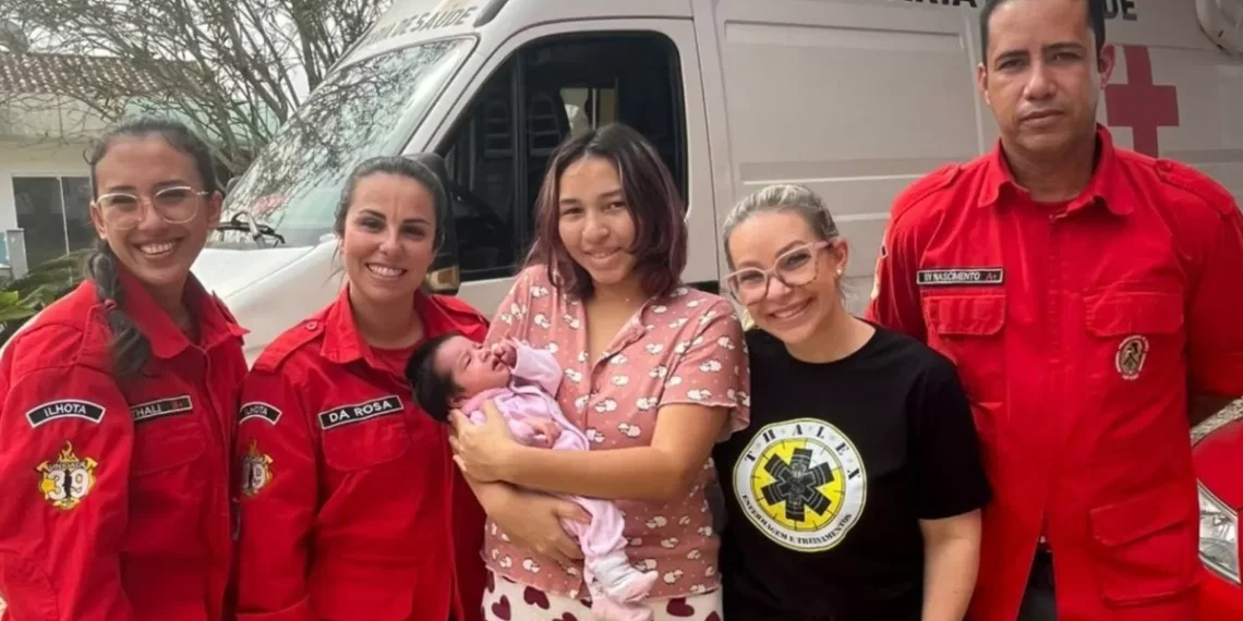 Bebê de 15 dias é salva após engasgo em quartel dos Bombeiros de Ilhota